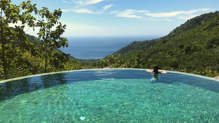 Mathis Lodge - Infinity Pool