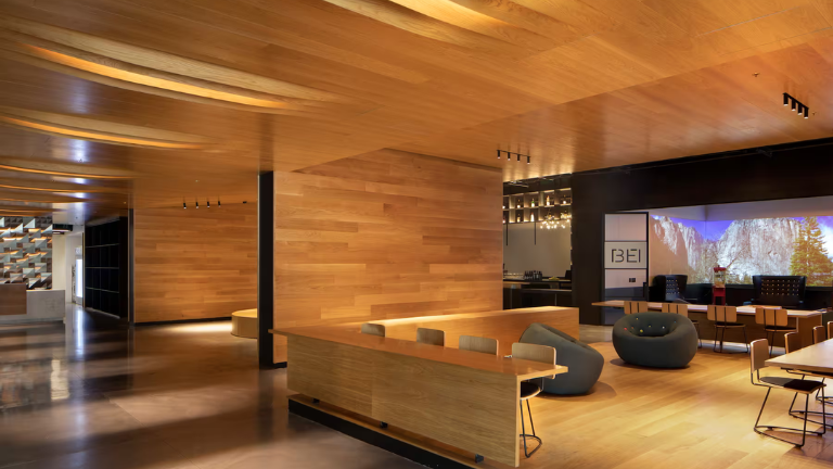 BEI San Francisco - Lobby