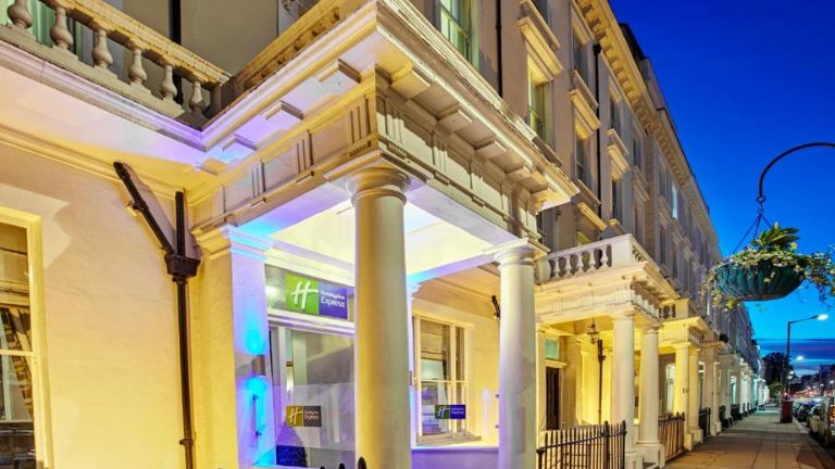 Holiday Inn Express Victoria - Entre 