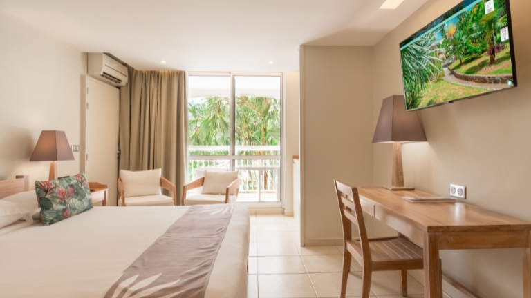 Htel La Pagerie - Chambre confort vue jardin