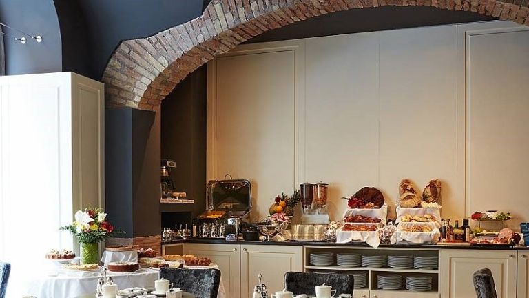 Hotel The Code - Petit djeuner buffet