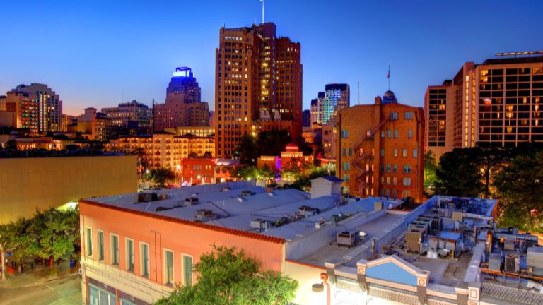 Jour 7 & 8 : San Antonio - Houston - 313 Km - 3h de route