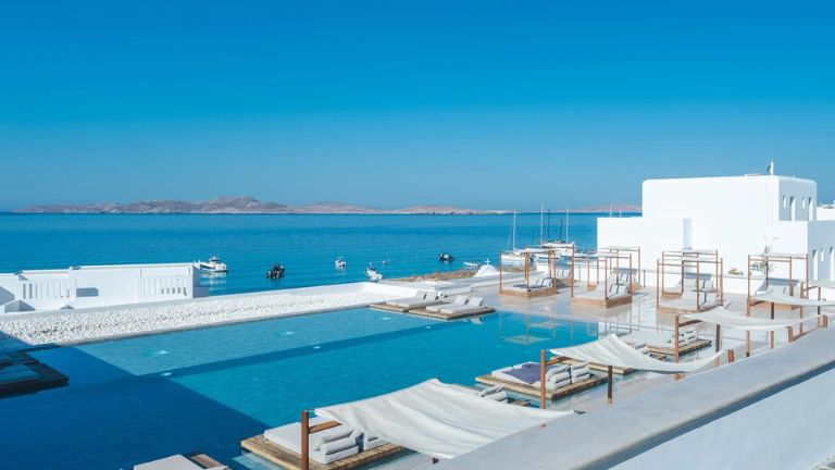 Manoulas Beach transat