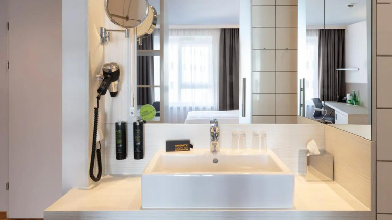 zeitgeist vienna hauptbanhof