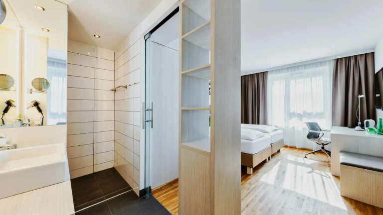 zeitgeist vienna hauptbanhof