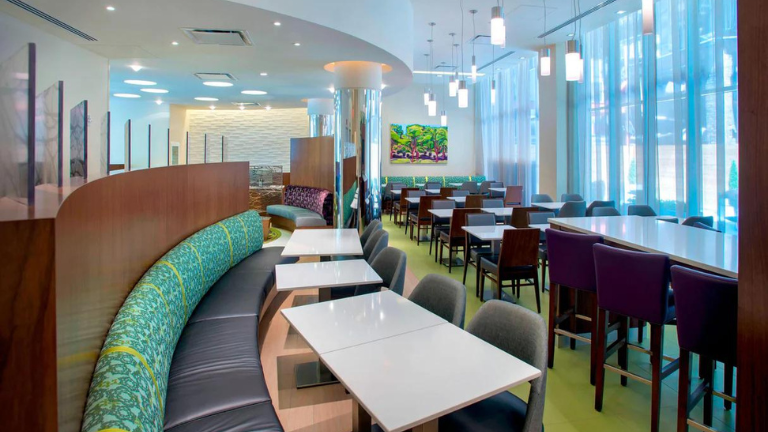 Springhill Suites New York - Salle de petit-djeuner