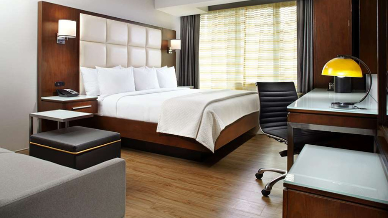 Cambria Hotel New York Chelsea - Deluxe room