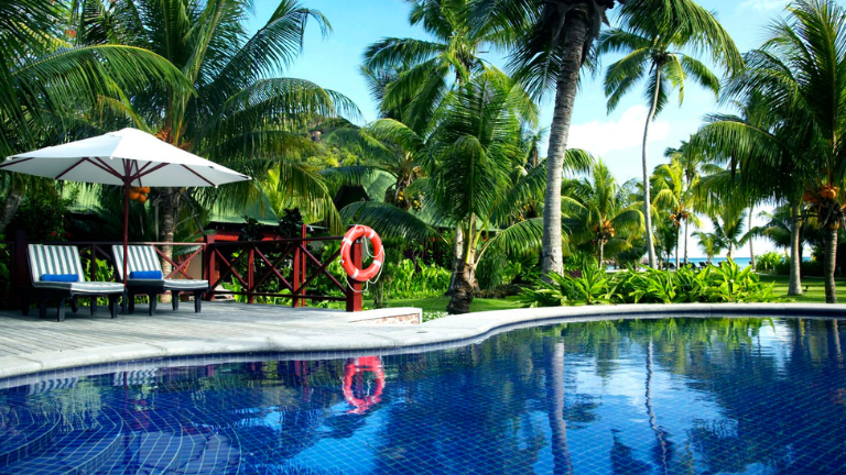 Paradise Sun - Jardins et piscine