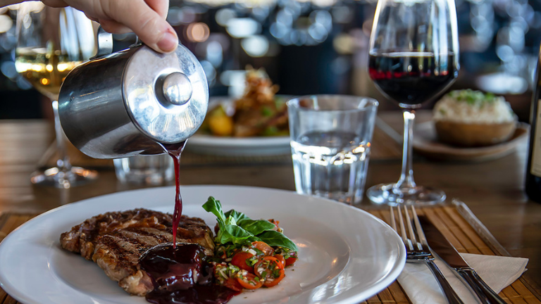 Langley Resorts Fort Royal - repas