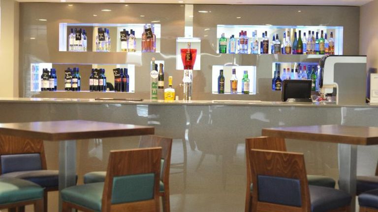 Holiday Inn Express Earl's Court - Bar