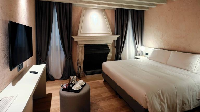 Ca'Dei Proverbi suites 3* Venise