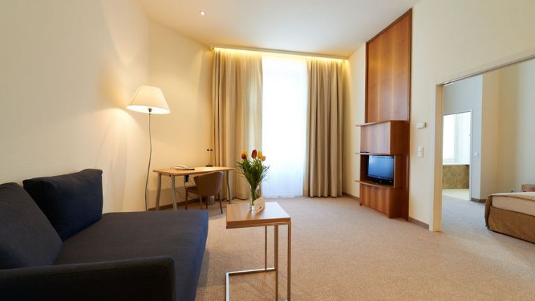 HiLight Suites Hotel - Classic Suite-1