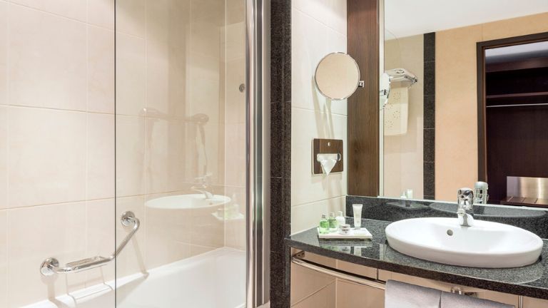 NH Danube City - Salle de bain
