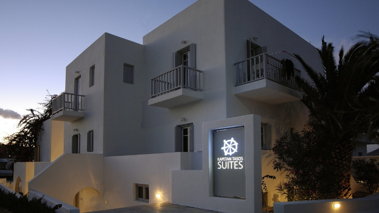 Kapetan Tasos Suites - Extrieur