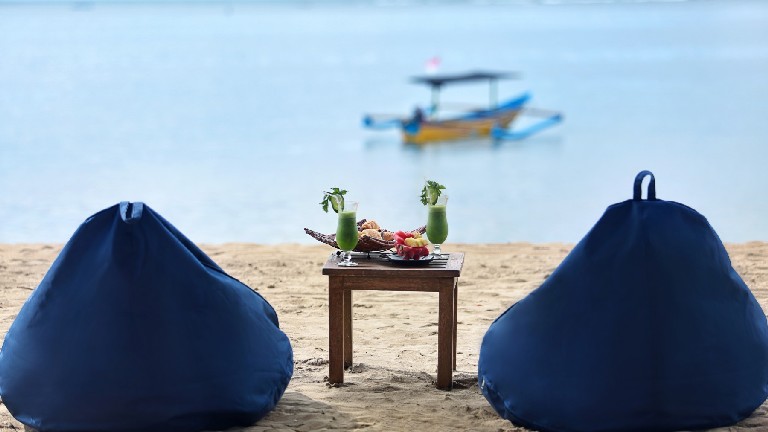 Mercure Resort, Petit djeuner sur la plage