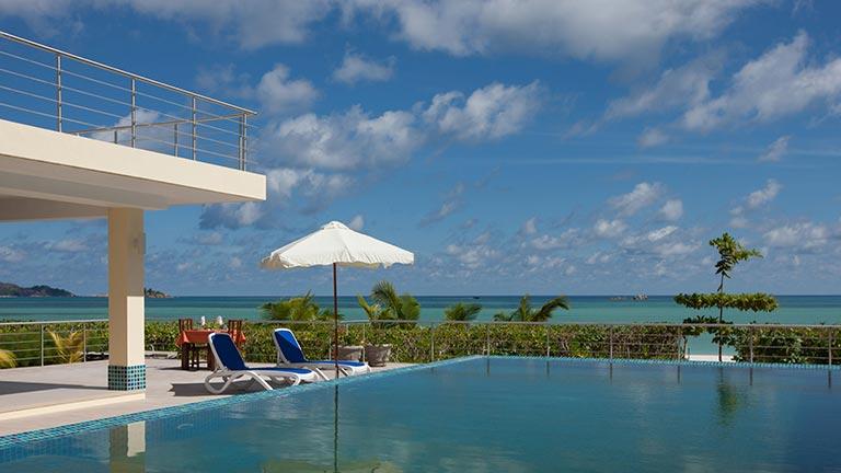 Htel Acajou aux Seychelles, piscine